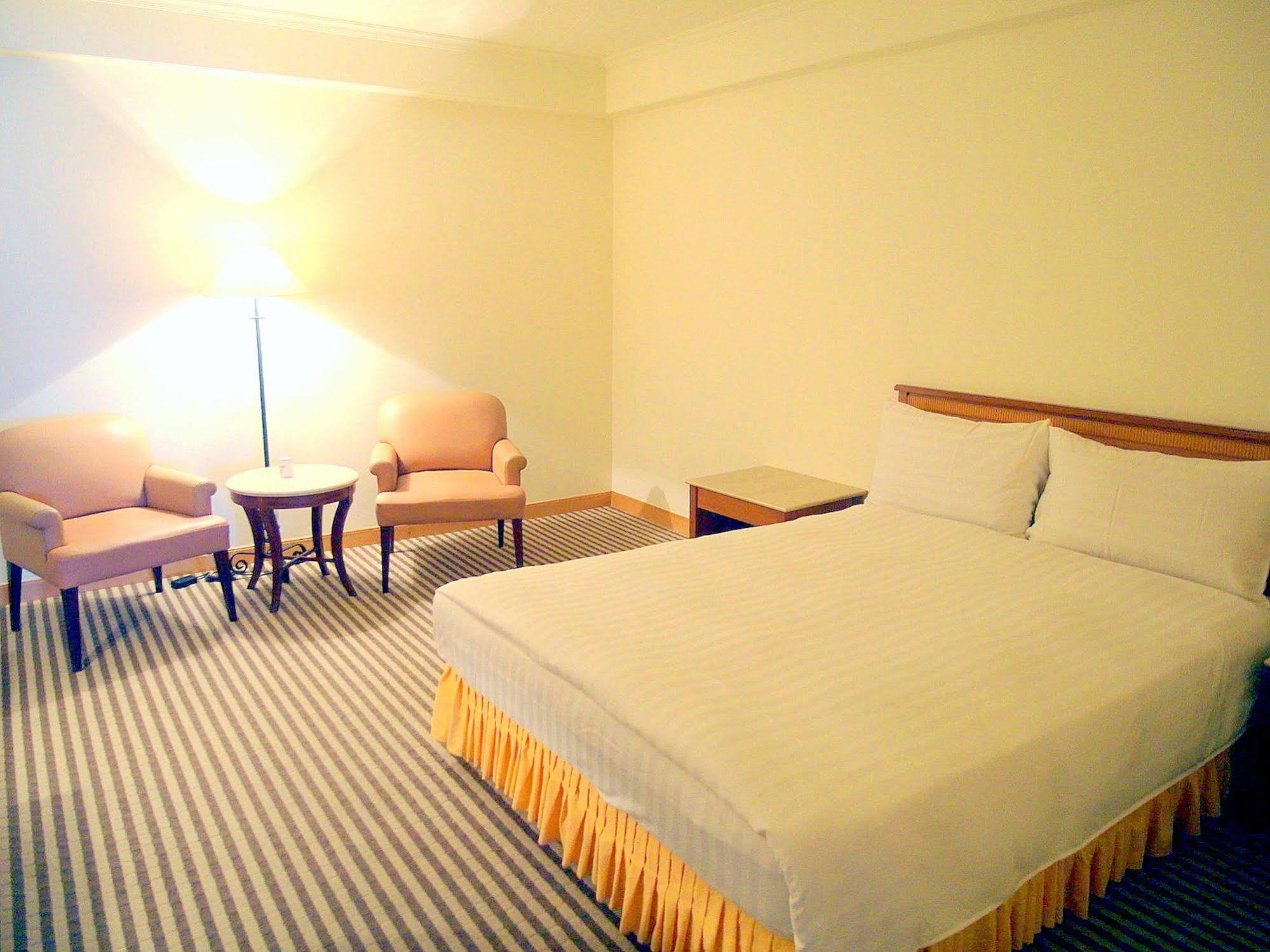 Apollo Hotel Puli Zewnętrze zdjęcie