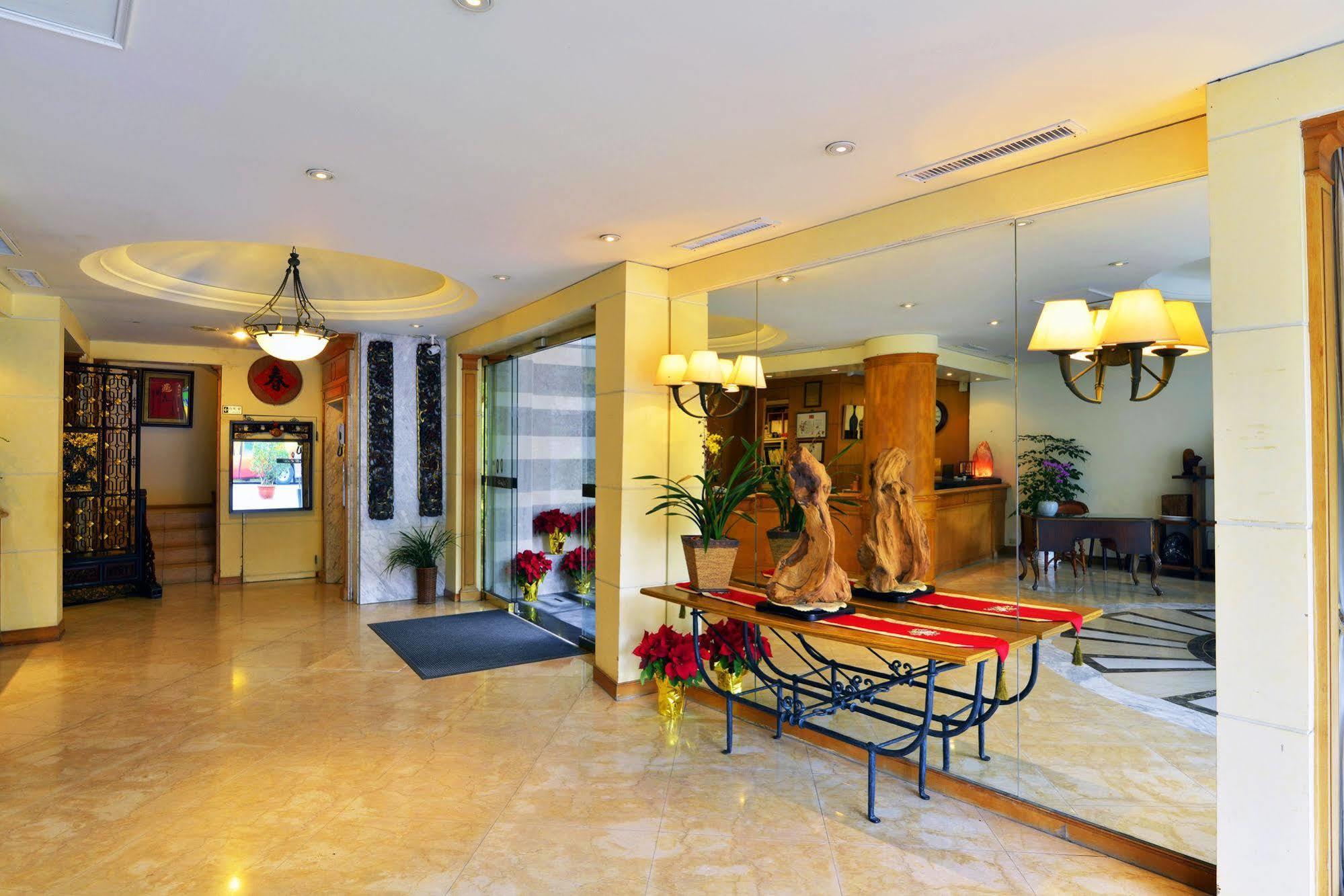 Apollo Hotel Puli Zewnętrze zdjęcie