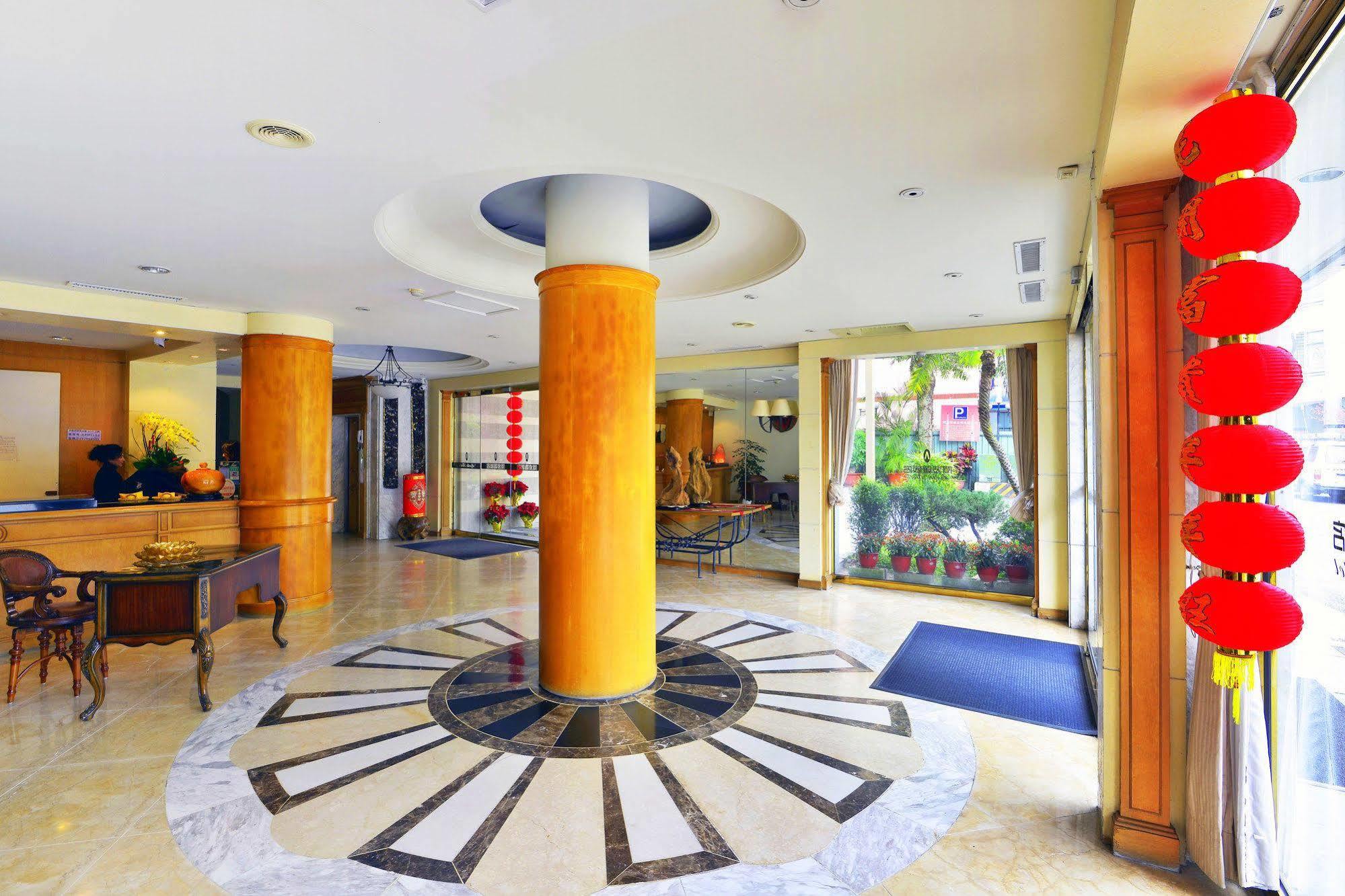 Apollo Hotel Puli Zewnętrze zdjęcie