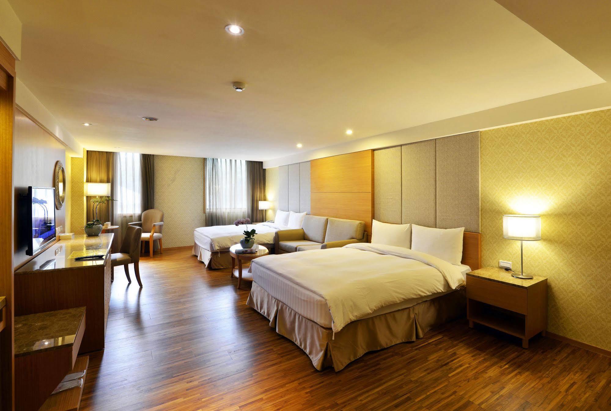 Apollo Hotel Puli Zewnętrze zdjęcie